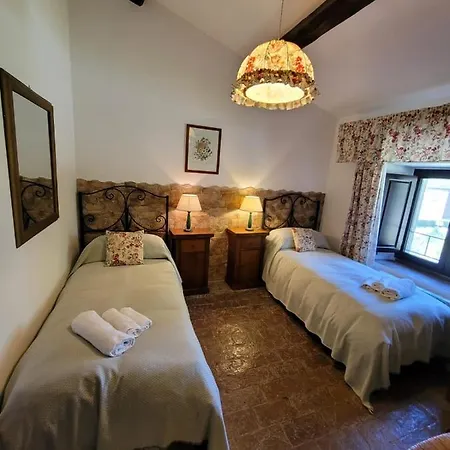Castello Santa Cristina Vakantieboerderij *